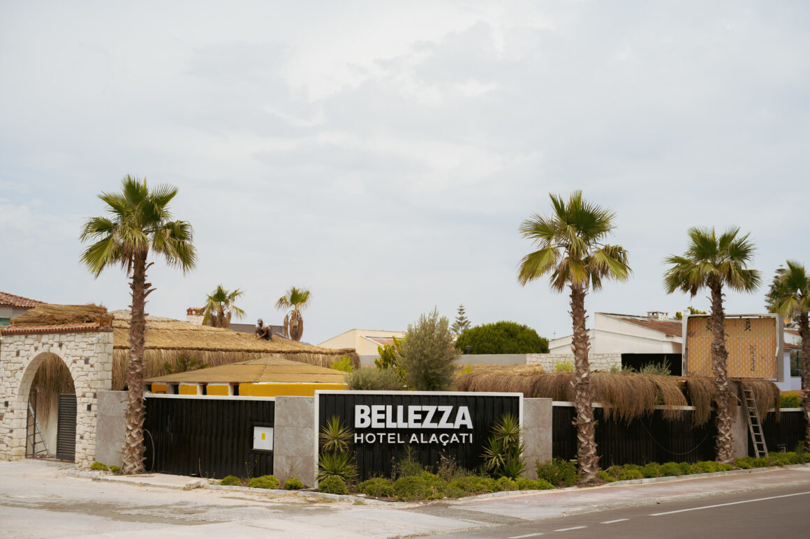 dış Lüks ve Konforun Buluştuğu Özel Villa