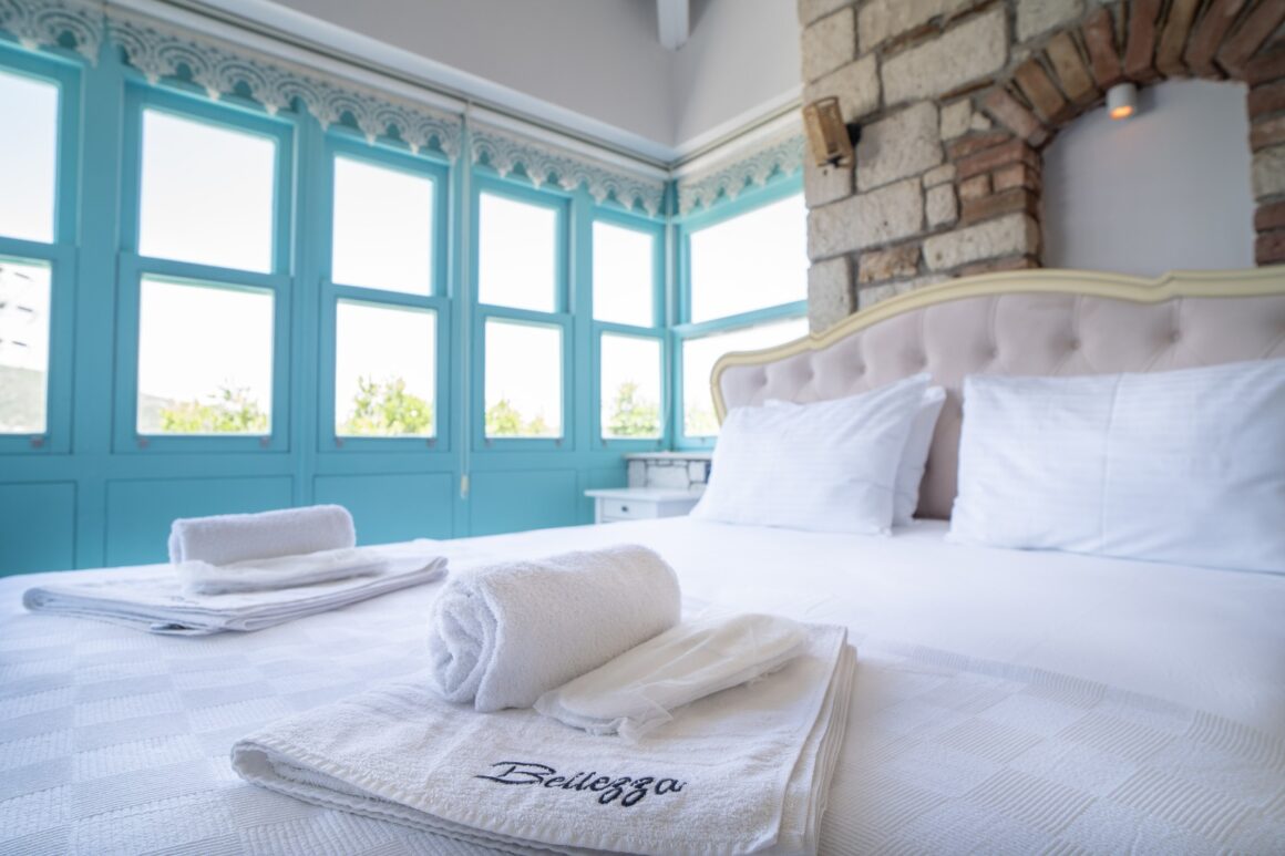 SUPERIOR ROOM WITH CUMBA AND POOL VIEW