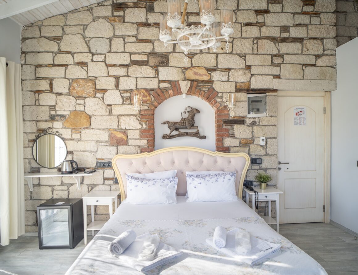 SUPERIOR ROOM WITH CUMBA AND POOL VIEW